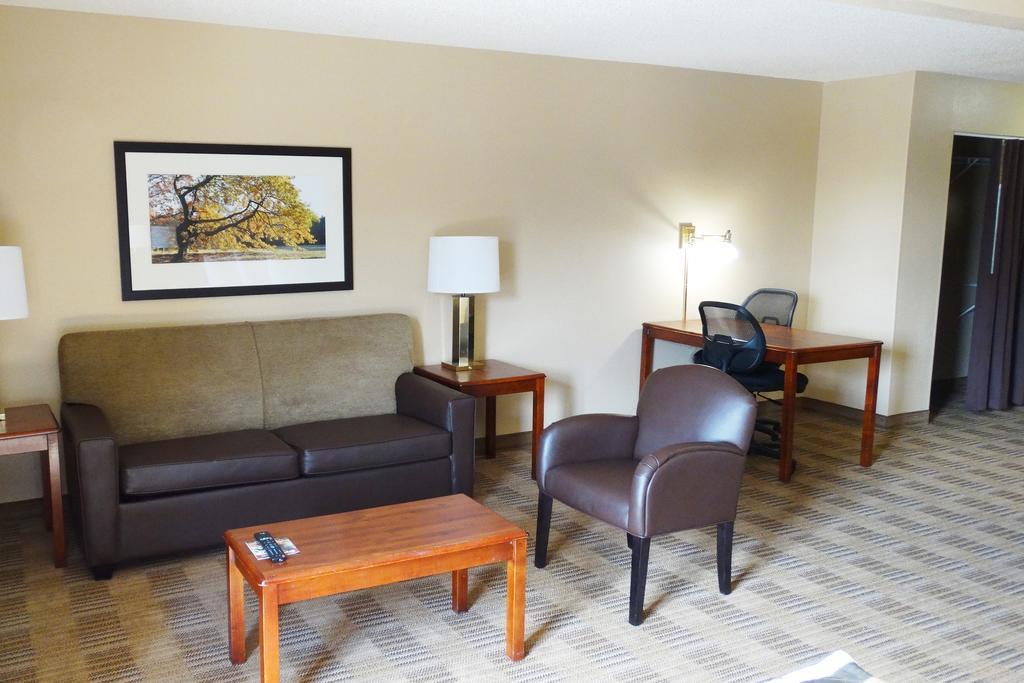 Extended Stay America Select Suites - St Louis - Earth City Exterior photo